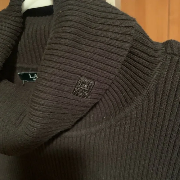 Ralph Lauren Classic Black Knit Sweater - Picture 4 of 4